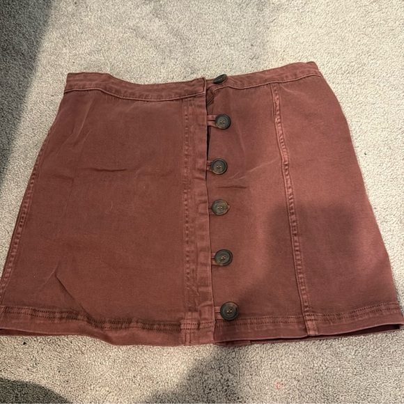 Women’s skirt - Picture 1 of 3